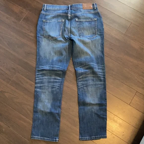 Jeans - Picture 3 of 4